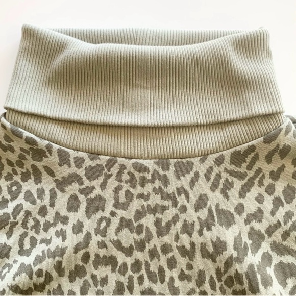 American Eagle Sweatshirt Medium New - Picture 2 of 10